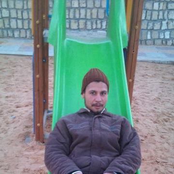 hamada, 39, Algiers, Algeria