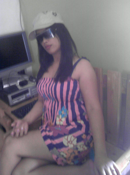 Sarah Esmidio, 45, Pasay City, Philippines