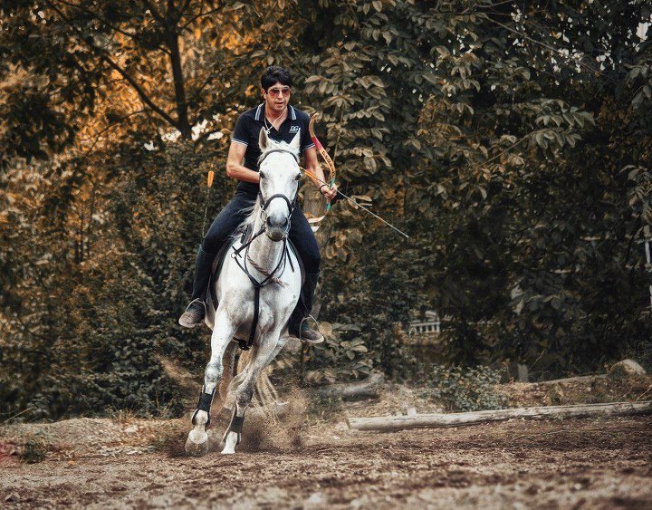 jan pour, 43, Istanbul, Turkey