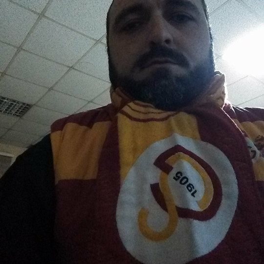 Ayhan karakoyunlu, 46, Istanbul, Turkey