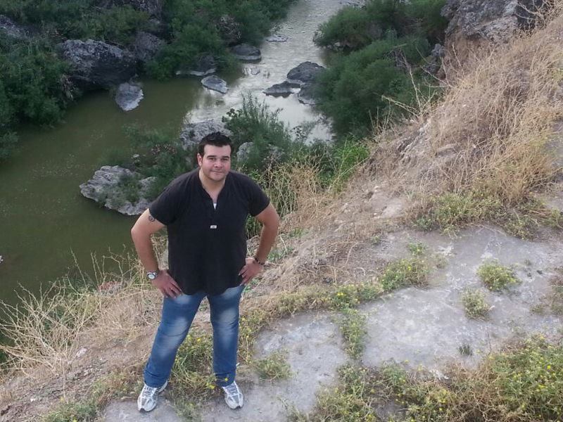 Mones, 45, Amman, Jordan