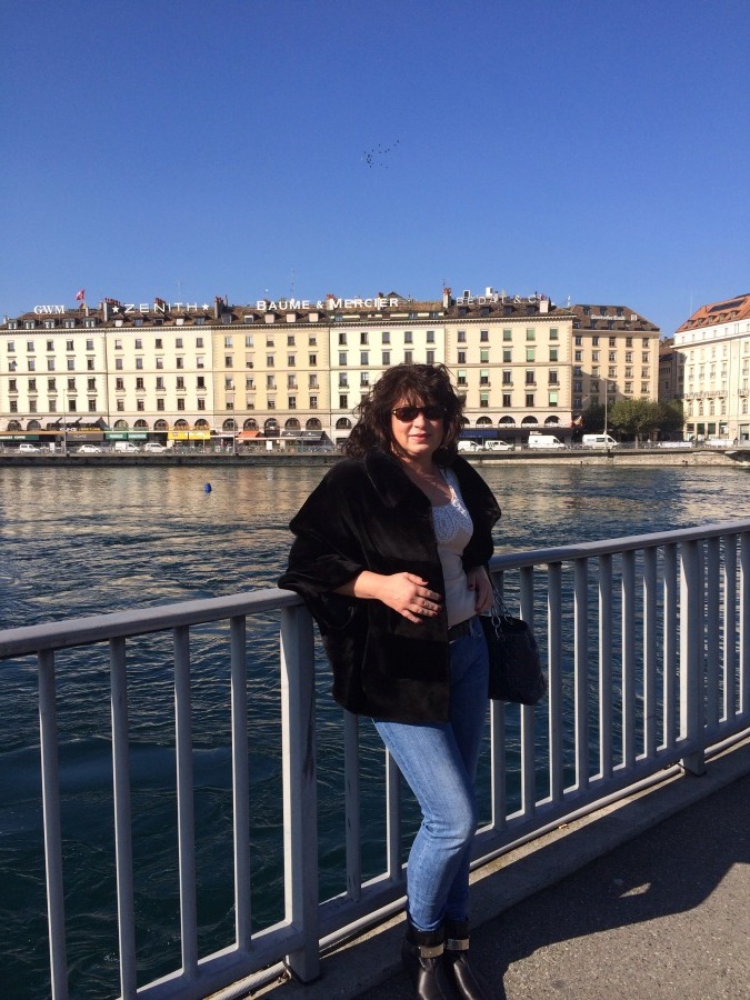 Elena, 48, Odesa, Ukraine