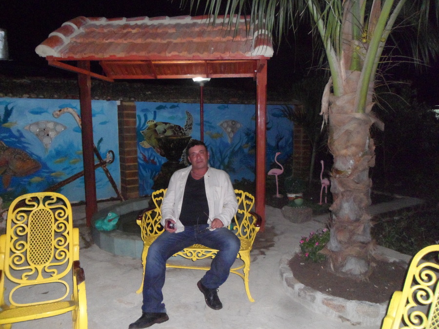 Aotony Alibrando, 55, Toronto, Canada