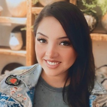 Annie, 29, Tbilisi, Georgia