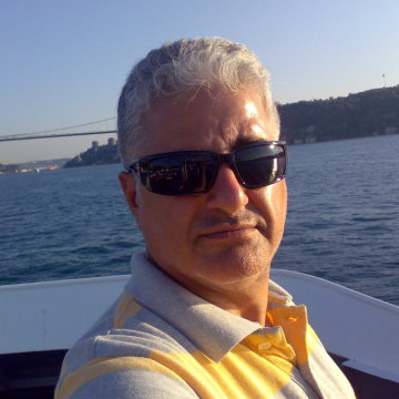 Gaziantepli Genç, 45, Istanbul, Turkey