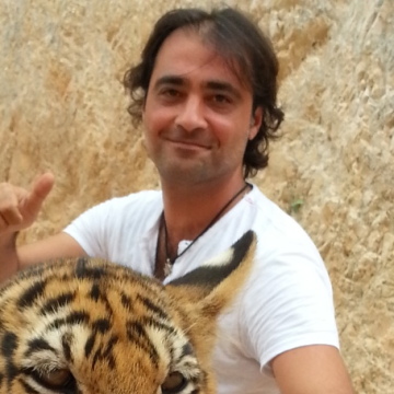 Ali, 50, Istanbul, Turkey