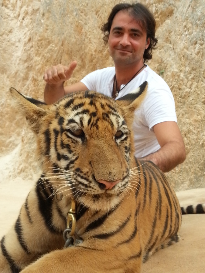 Ali, 50, Istanbul, Turkey