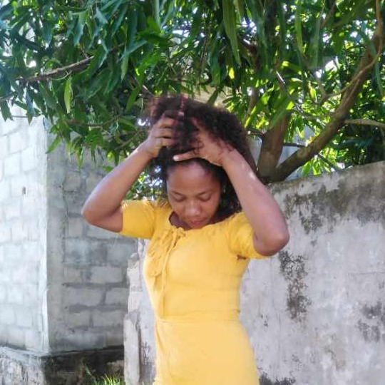 Marie, 32, Antananarivo, Madagascar