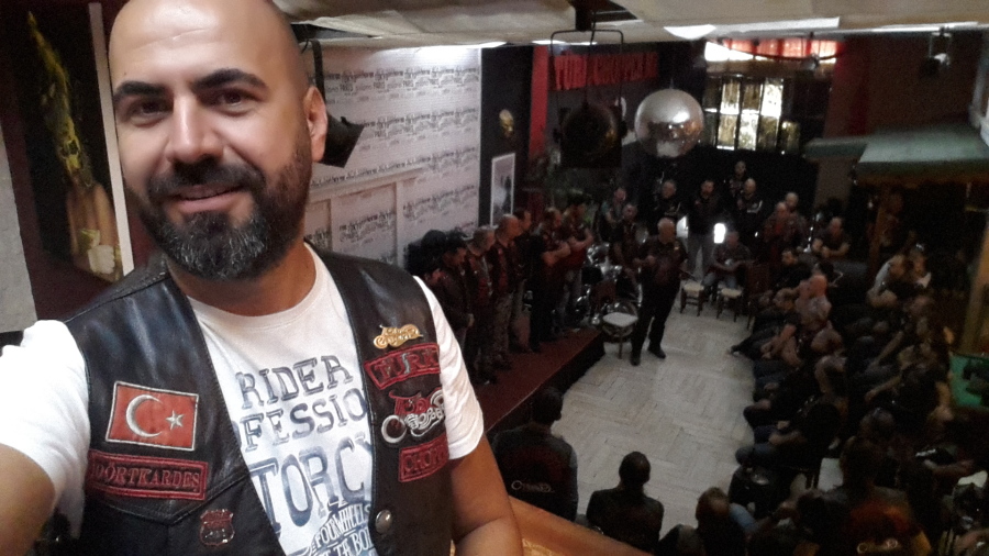 ali, 45, Izmir, Turkey