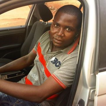 charles onwuka, 40, Lome, Togo