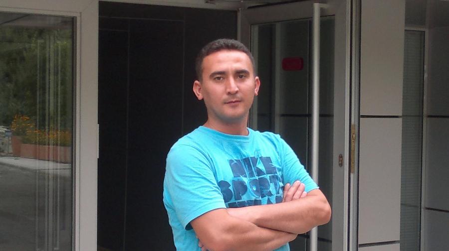 ALİ, 40, Istanbul, Turkey