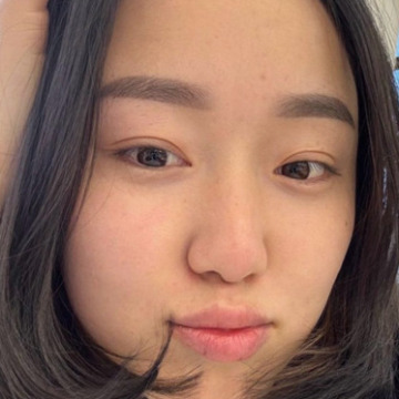 Dana, 25, Tbilisi, Georgia