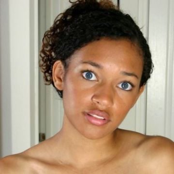 pollina winters, 41, Skaneateles, United States