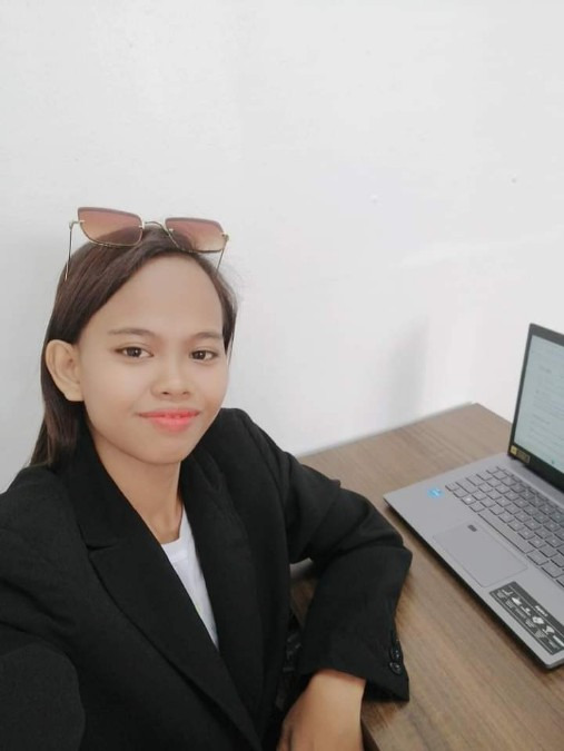 Ronalyn Brañanola, 25, Mandaue City, Philippines