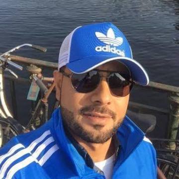 Sultan Al Mansoori, 43, Abu Dhabi, United Arab Emirates