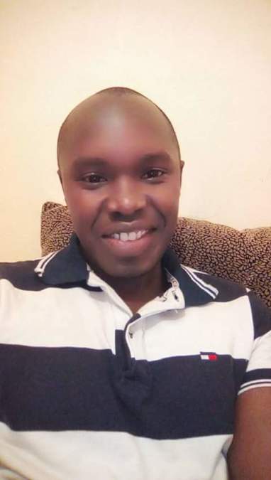 ni, 40, Nairobi, Kenya