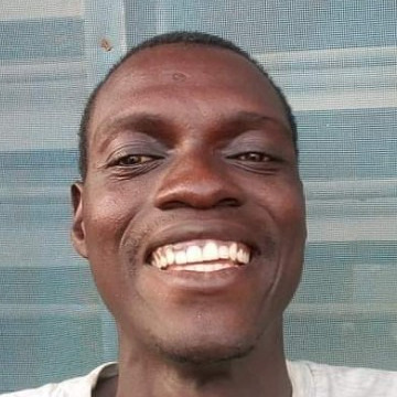 Jeay ngome, 36, Nairobi, Kenya