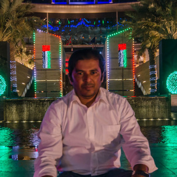 MUSHTAQUE, 44, Abu Dhabi, United Arab Emirates