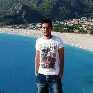 Serhat Göktepe, 35, Fethiye, Turkey