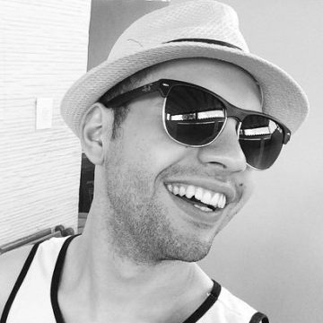 Hudson Neri, 35, Santos, Brazil