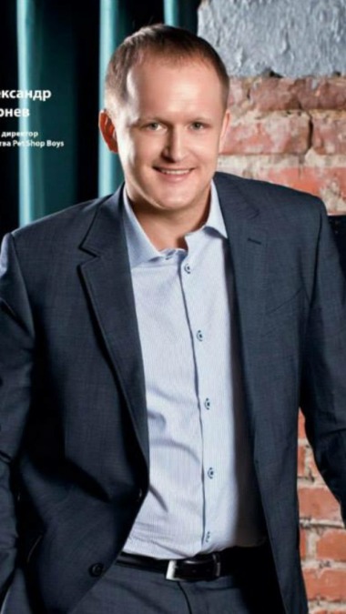 Alexander, 44, Dubai, United Arab Emirates