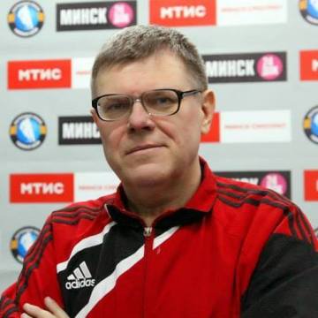 Andrei Kniaziuk, 62, Navapolatsk, Belarus