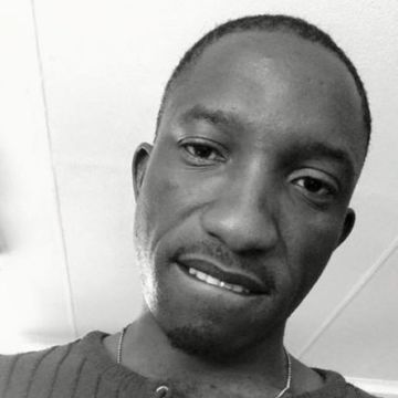 Cardinal, 35, Windhoek, Namibia