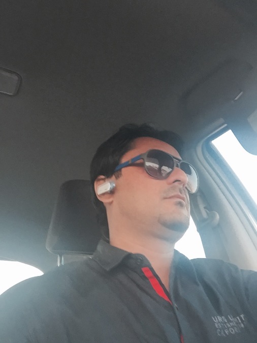 Waqar, 43, Dubai, United Arab Emirates