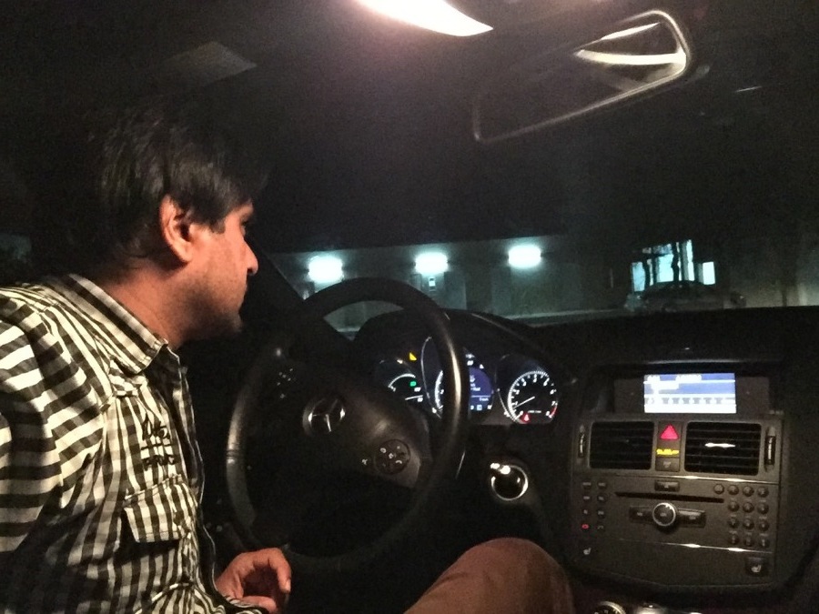 Waqar, 43, Dubai, United Arab Emirates