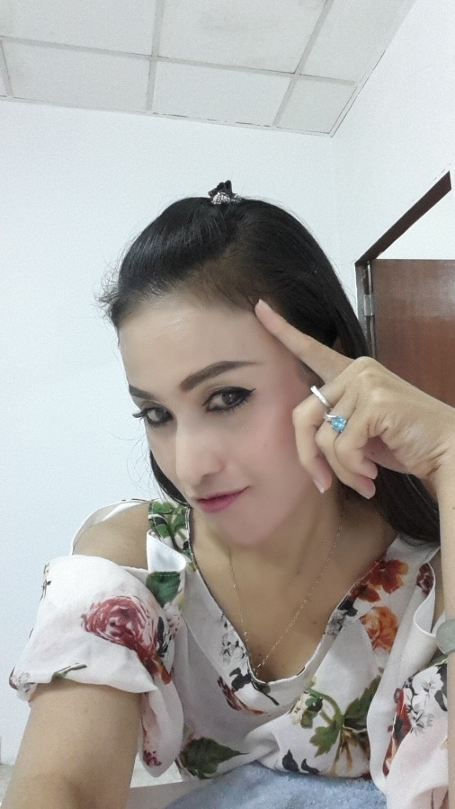 Thanida, 44, Phuket, Thailand