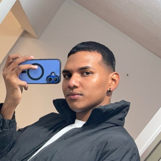 Jesús, 23, Bogota, Colombia