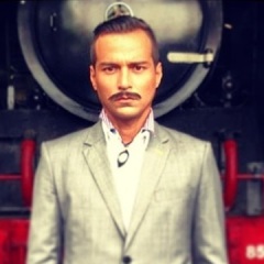 Clock, 40, Bangkok, Thailand