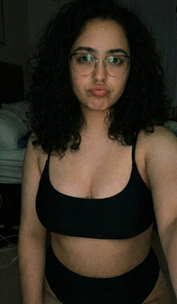 Rabia, 31, Karachi, Pakistan