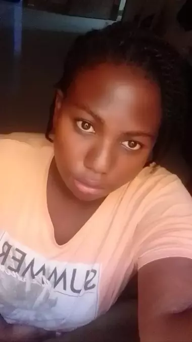 Nawula, 25, Riyadh, Saudi Arabia