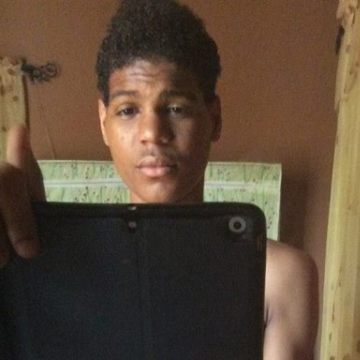 Alex conor, 29, Lagos, Nigeria