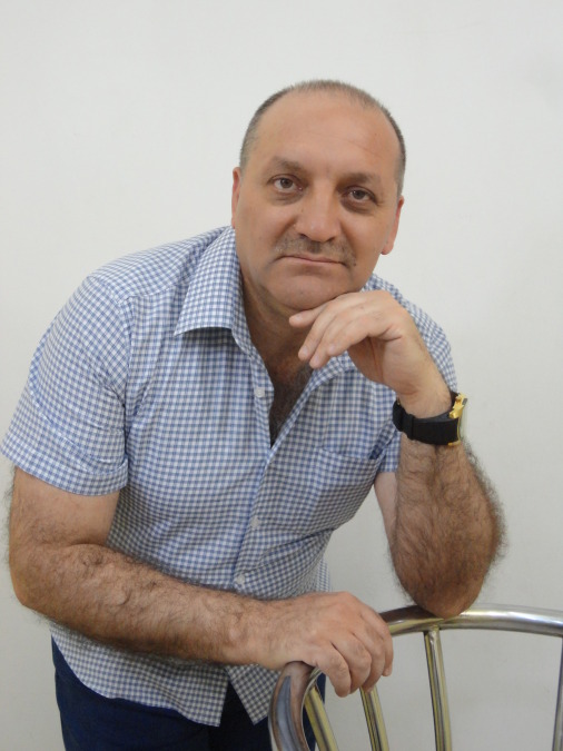 NABIL, 62, Kirkuk, Iraq