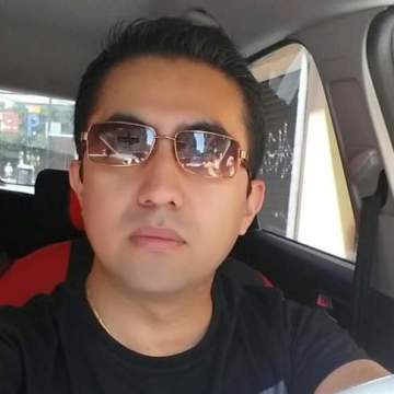 Erick Guirado, 45, Barcelona, Spain