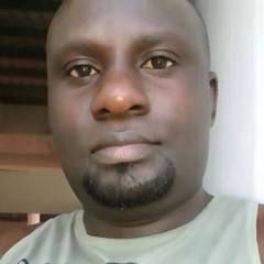 Nuwe Beine, 45, Dubai, United Arab Emirates