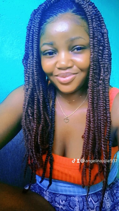 Angelina, 34, Libreville, Gabon