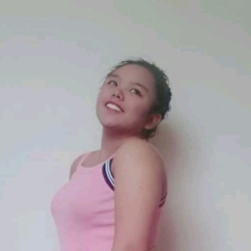 Princess pricilla Abayon, 23, Lipa, Philippines