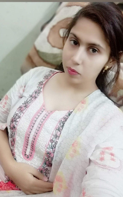 Yusra Ali Arshad, 29, Chichawatni, Pakistan