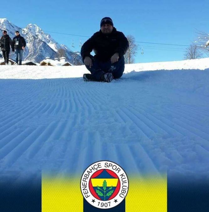TC Tunç Bileğibükülmez, 47, Izmir, Turkey