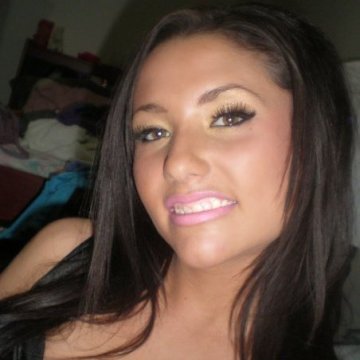 Mora Kelly, 43, Los Angeles, United States