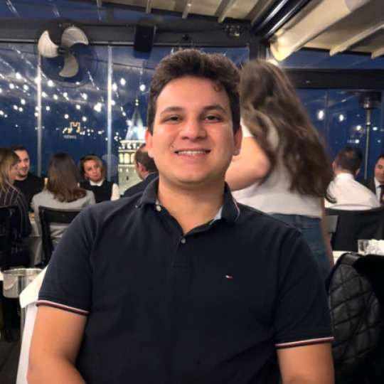 resul, 23, Granada, Spain