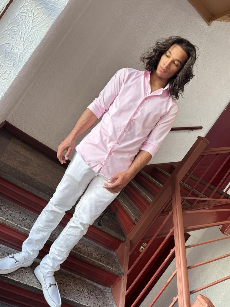 Oscar, 20, Moca, Dominican Republic