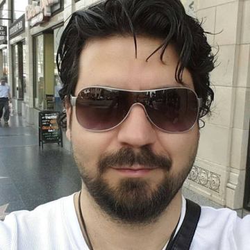 Eric Clash, 45, Istanbul, Turkey