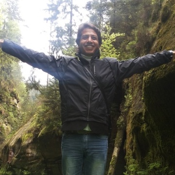 Abed Mzaffar, 54, Jeddah, Saudi Arabia