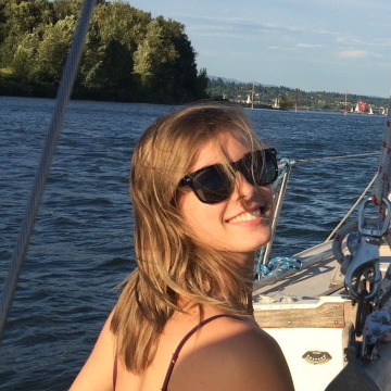 Chloe Henault, 35, Portland, United States