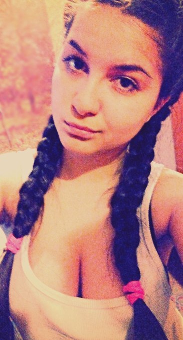Анюта, 29, Kandalaksha, Russian Federation