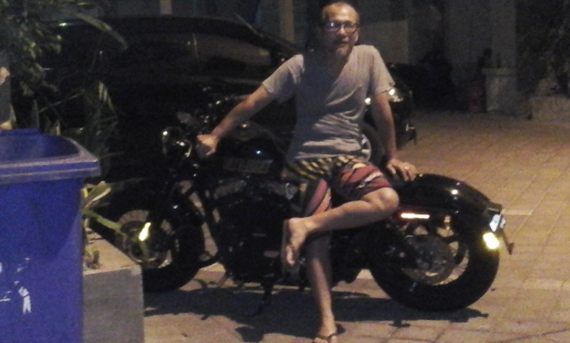 yan udraha, 55, Denpasar, Indonesia